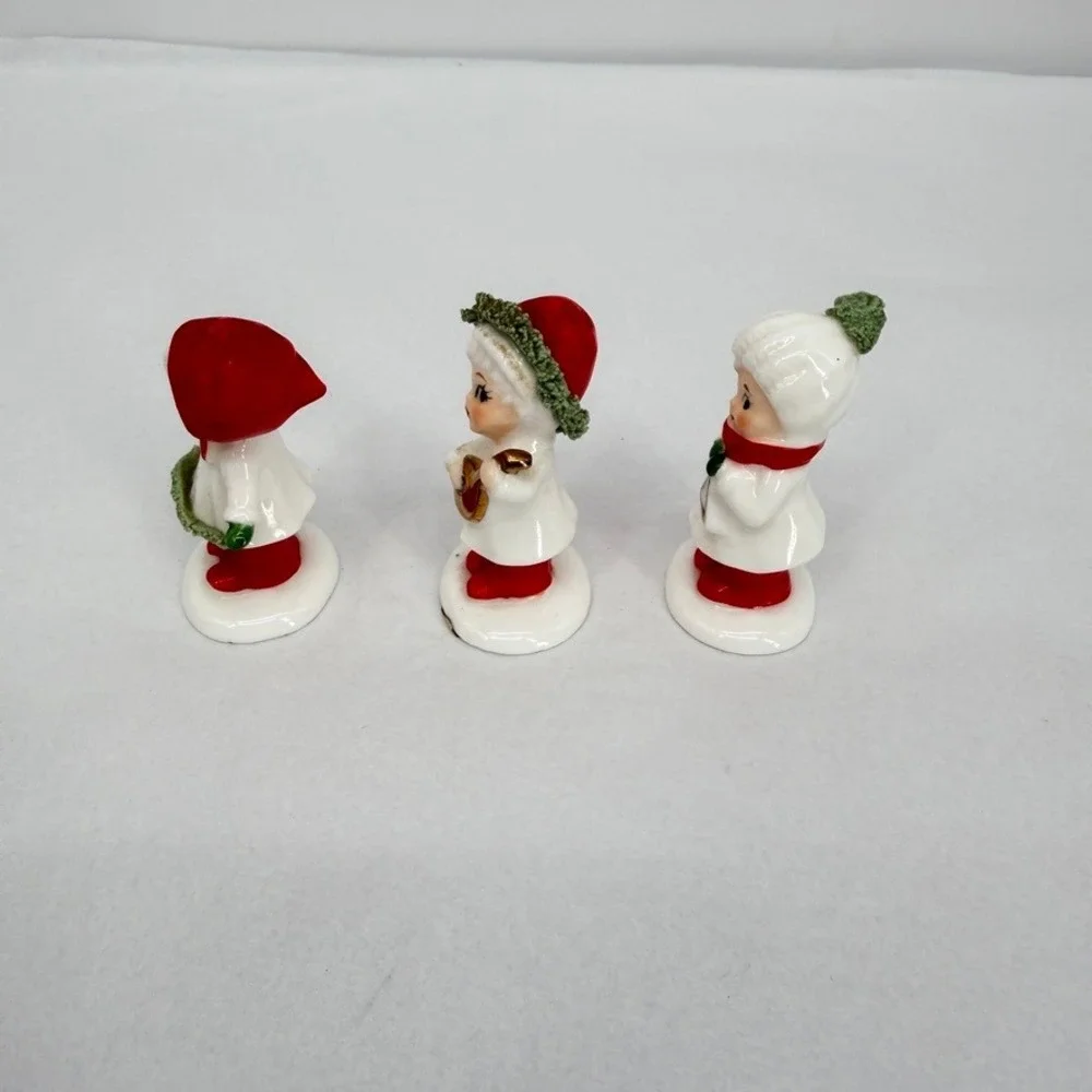 VTG Napcoware Spaghetti Figures Porcelain SET of 3 Girls Christmas Miniatures
